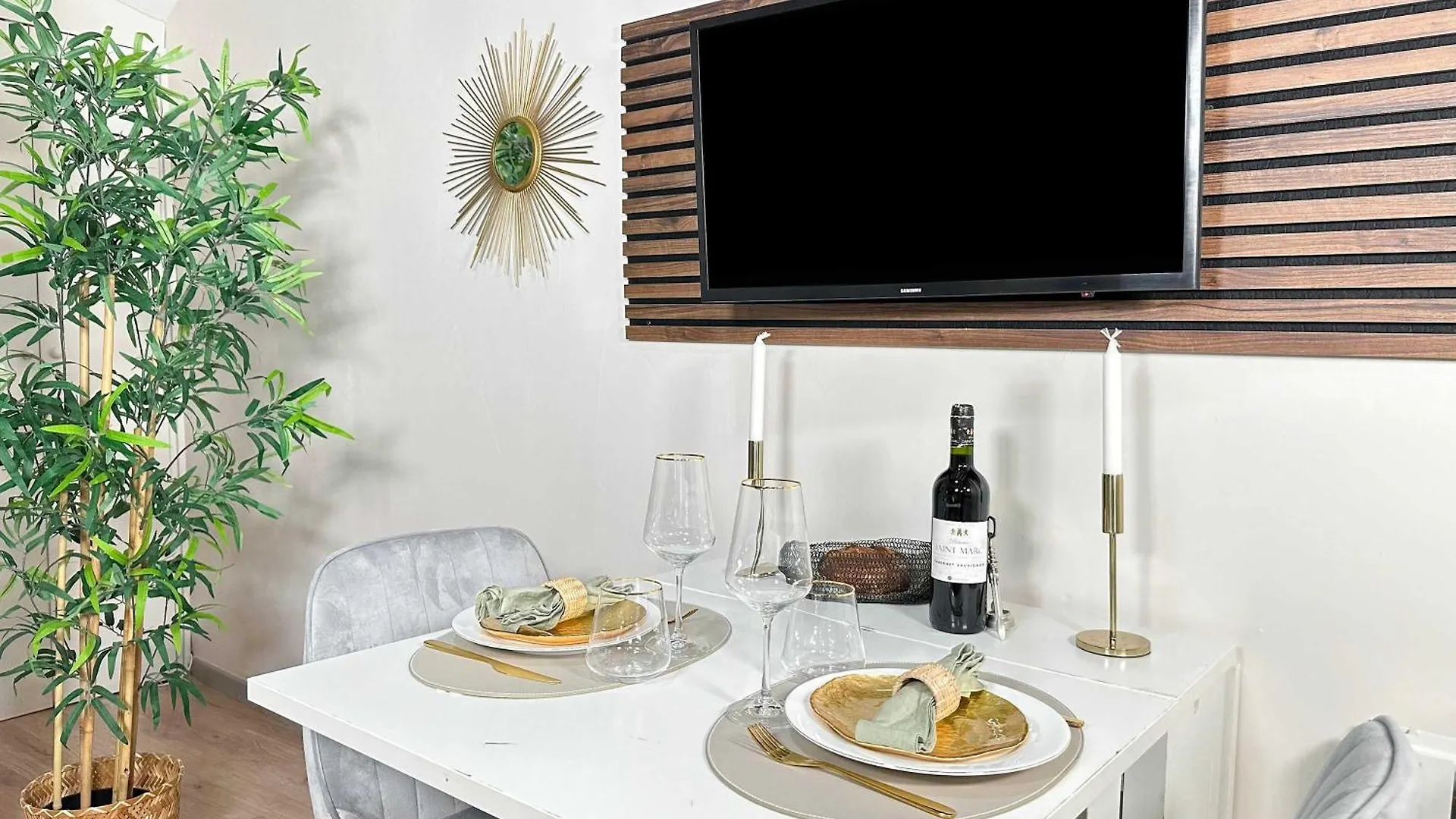 Apartment Charming Studio Near The Louvre Museum Paris
